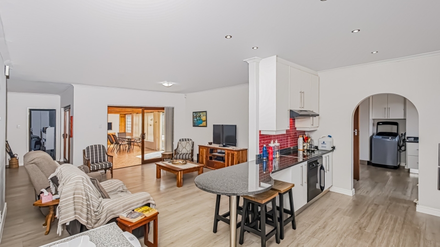 3 Bedroom Property for Sale in Monte Vista Western Cape